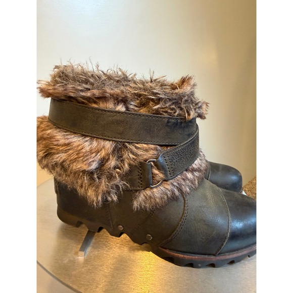 Sorel Shoes - Sorel Joan of Arctic Wedge Ankle Boots Black Leather Faux Fur NL1984-010 Size 6